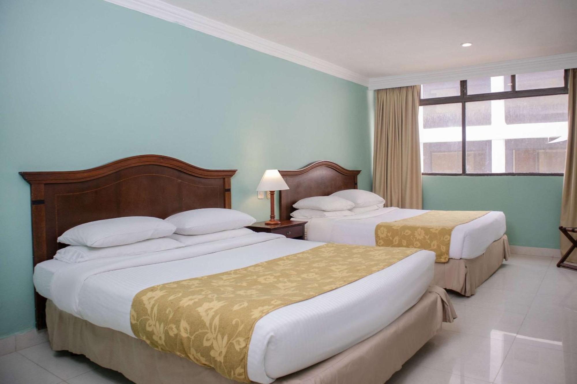 Hotel Faranda Express Puerta Del Sol Barranquilla, A Member Of Radisson Individuals 4*